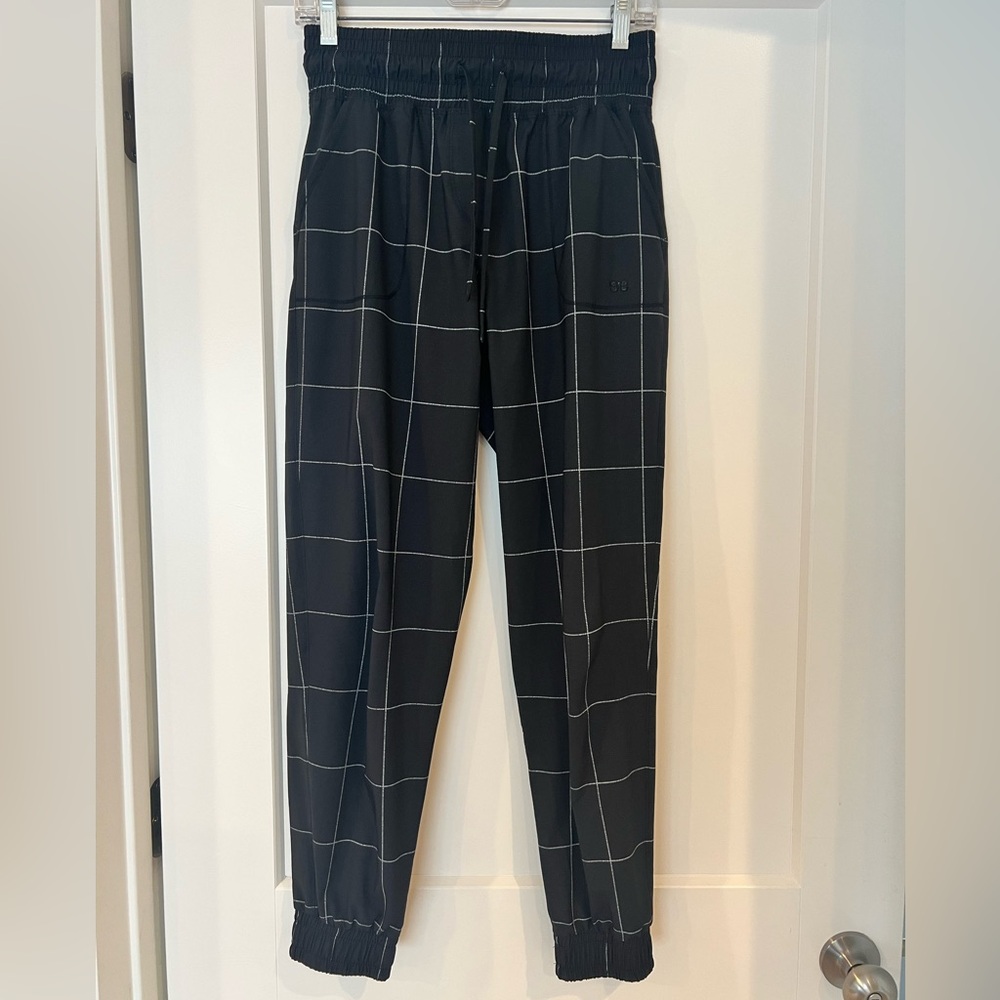 Albion Destination Jogger windowpane size Small